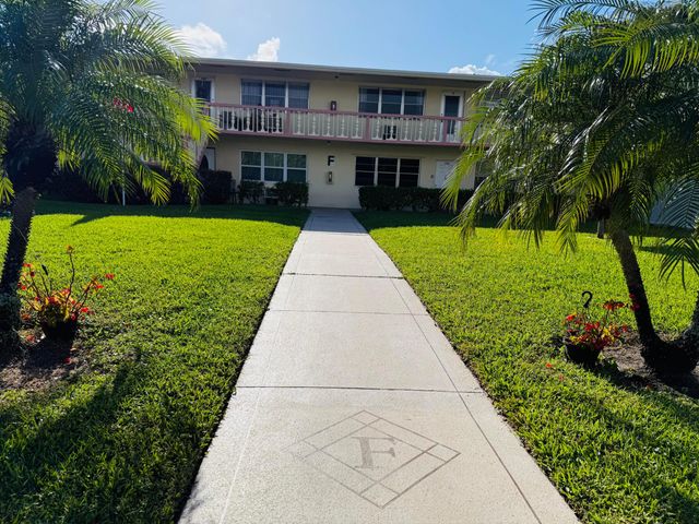 135 Easthampton F, West Palm Beach, FL 33417