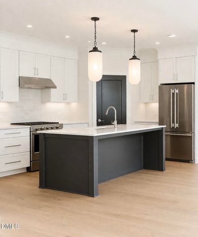 407 Chatham View Road, Cary, NC 27511