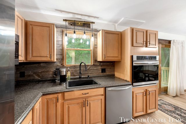 16393 Taft Street, Spring Lake Twp, MI 49456