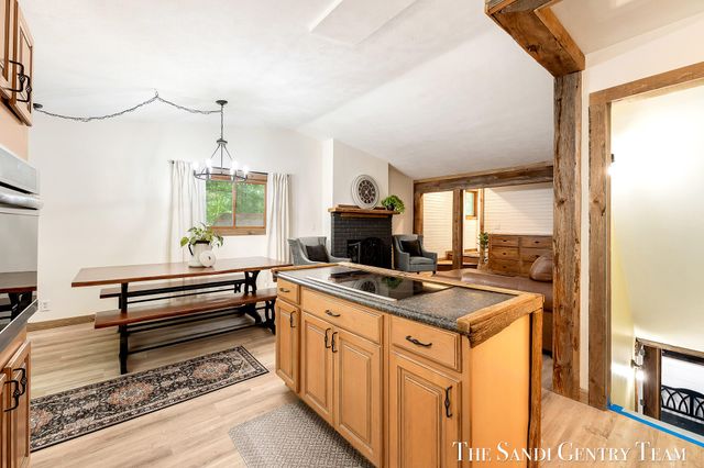 16393 Taft Street, Spring Lake Twp, MI 49456