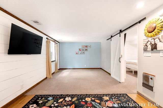 16393 Taft Street, Spring Lake Twp, MI 49456