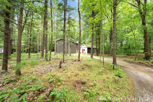 16393 Taft Street, Spring Lake Twp, MI 49456