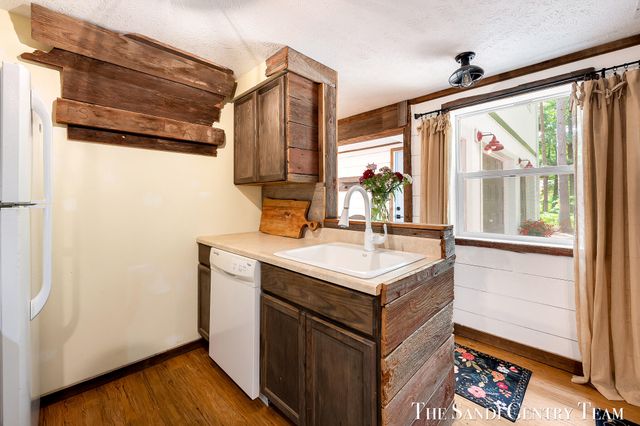 16393 Taft Street, Spring Lake Twp, MI 49456