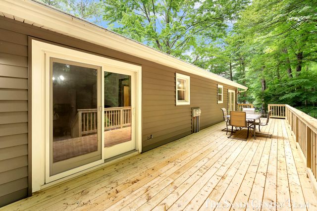 16393 Taft Street, Spring Lake Twp, MI 49456