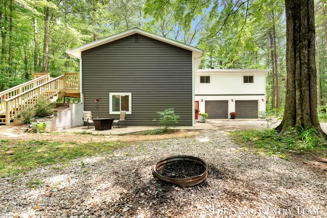 16393 Taft Street, Spring Lake Twp, MI 49456