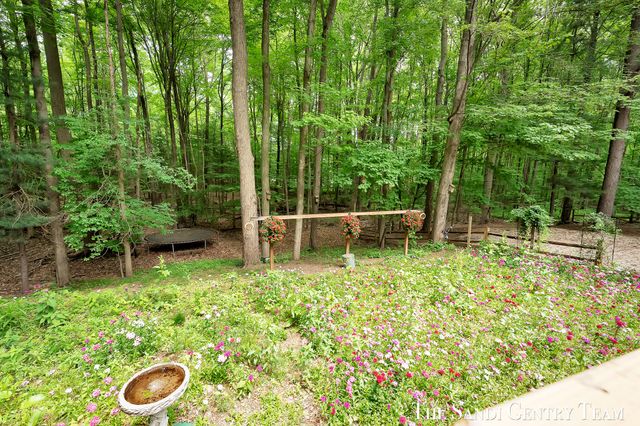 16393 Taft Street, Spring Lake Twp, MI 49456