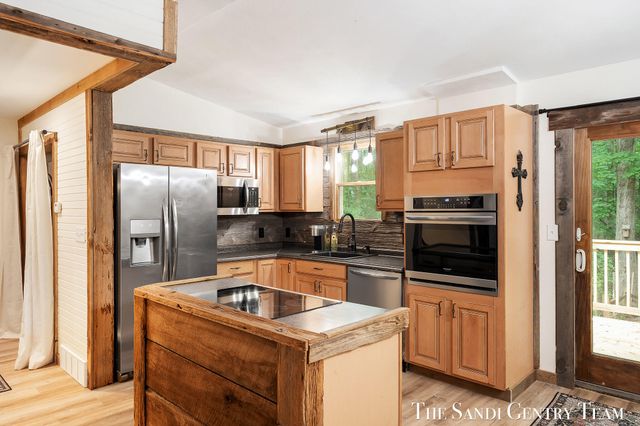 16393 Taft Street, Spring Lake Twp, MI 49456