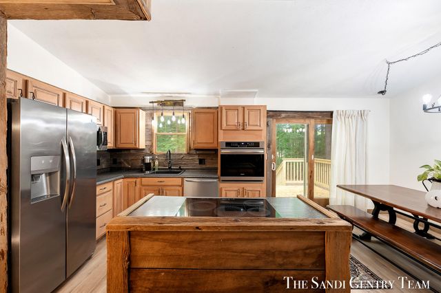 16393 Taft Street, Spring Lake Twp, MI 49456