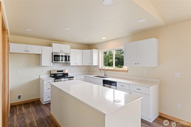 1248 Nimitz Drive, Coupeville, WA 98239