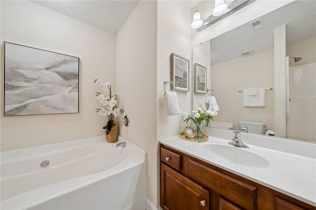 2300 WHEATLAND CIRCLE, Murrysville, PA 15626