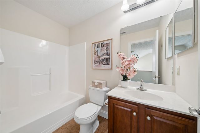 2300 WHEATLAND CIRCLE, Murrysville, PA 15626