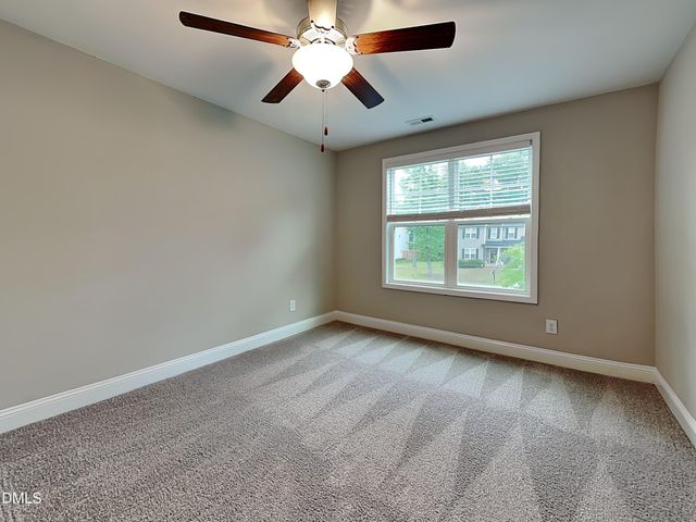 38 Coventry Lane, Lillington, NC 27546