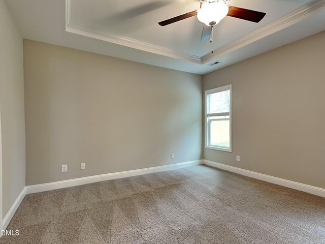 38 Coventry Lane, Lillington, NC 27546