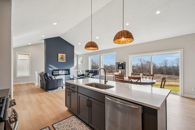 1732 Spruce Street, Farmington, MN 55024