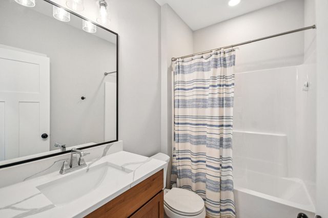 1732 Spruce Street, Farmington, MN 55024