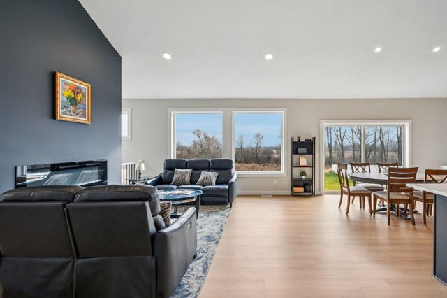 1732 Spruce Street, Farmington, MN 55024