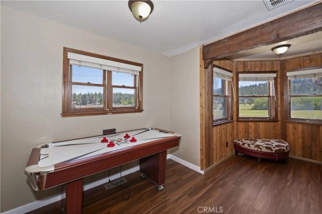 858 Club View Drive, Big Bear Lake, CA 92315