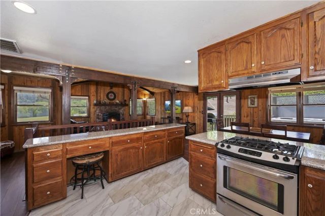 858 Club View Drive, Big Bear Lake, CA 92315