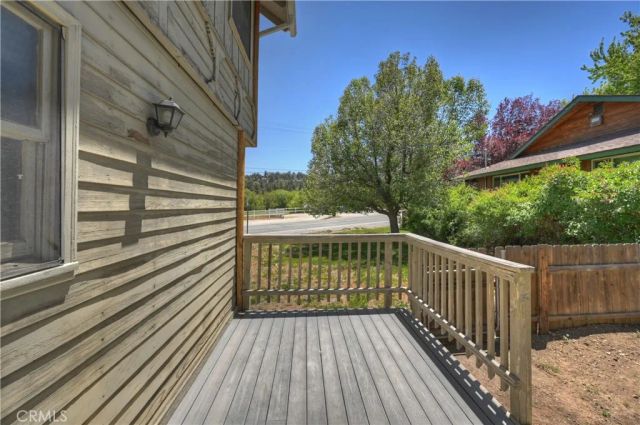 858 Club View Drive, Big Bear Lake, CA 92315