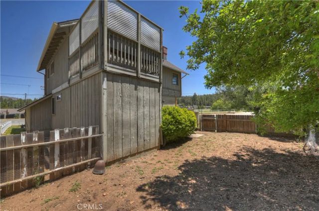858 Club View Drive, Big Bear Lake, CA 92315