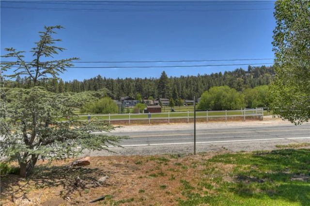 858 Club View Drive, Big Bear Lake, CA 92315