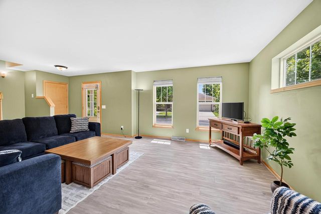 3826 DRUMLIN Lane, Madison, WI 53719