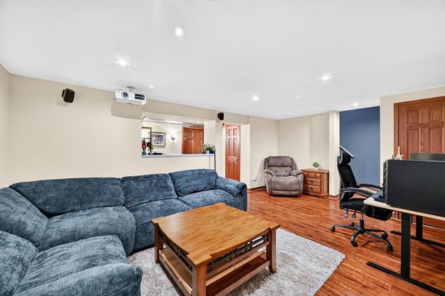 3826 DRUMLIN Lane, Madison, WI 53719
