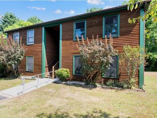 25 Baycrest Dr Apt 201, South Burlington, VT 05403