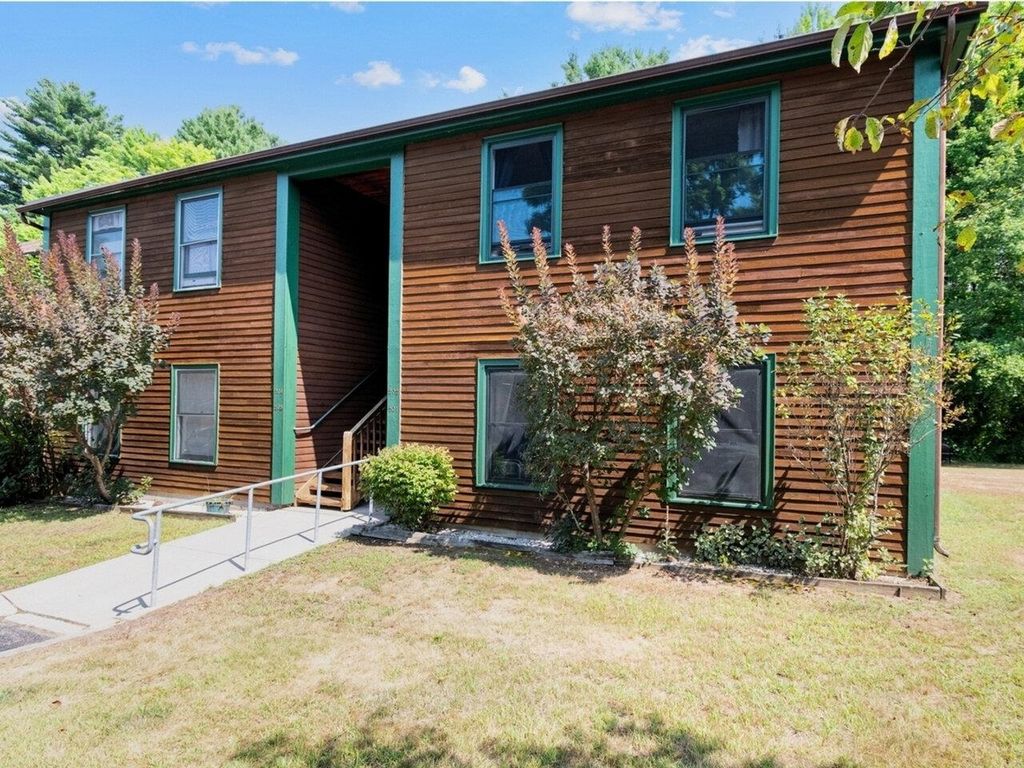25 Baycrest Dr Apt 201, South Burlington, VT 05403
