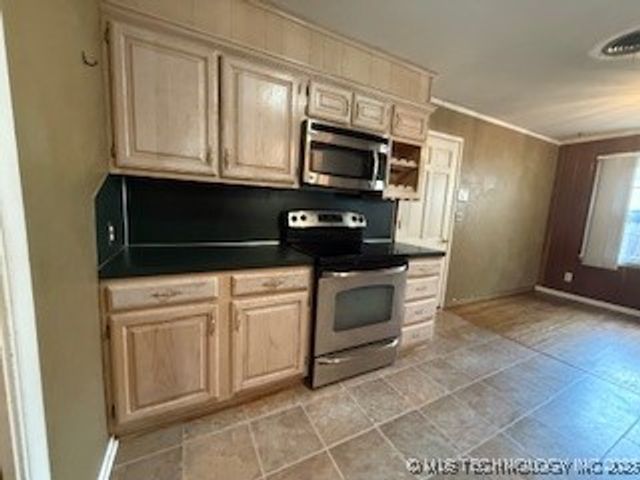 5233 S Marion Avenue, Tulsa, OK 74135