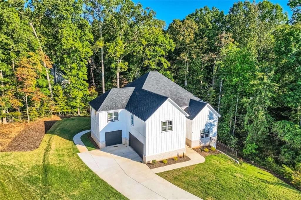 6004 Crofton Court, Douglasville, GA 30135