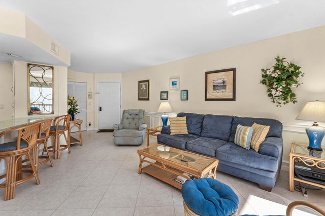 1605 S Us Highway 1 D302, Jupiter, FL 33477