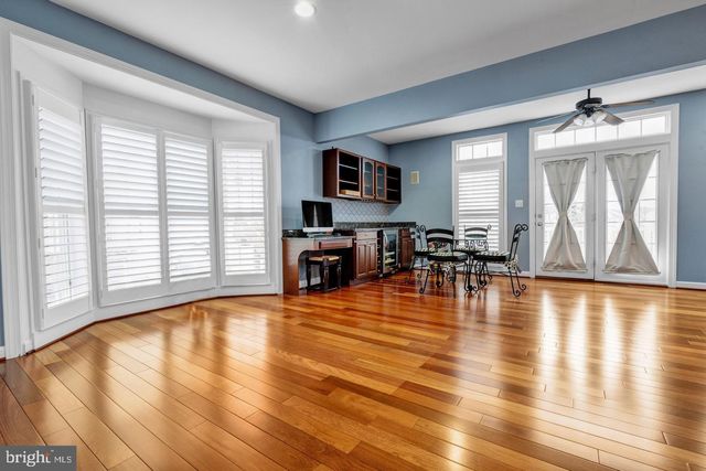 105 N SAVANNA DR, Pottstown, PA 19465