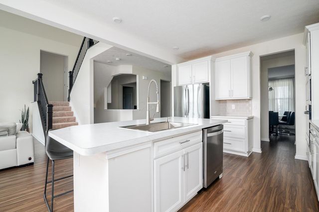 1902 Cavolo Drive, Hilliard, OH 43026