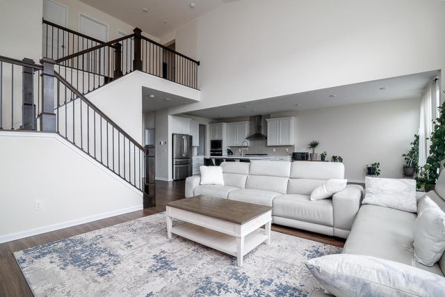 1902 Cavolo Drive, Hilliard, OH 43026