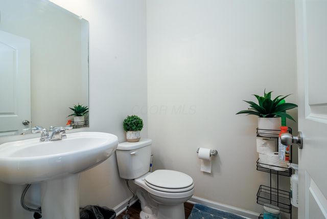 1902 Cavolo Drive, Hilliard, OH 43026