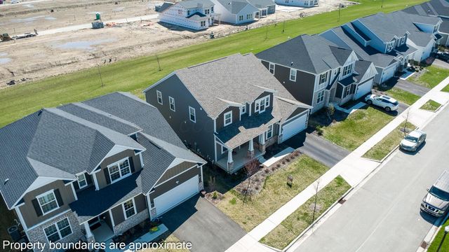 1902 Cavolo Drive, Hilliard, OH 43026