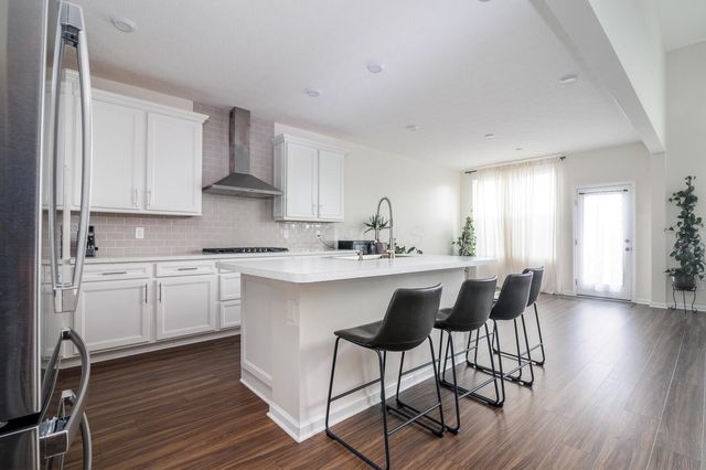 1902 Cavolo Drive, Hilliard, OH 43026