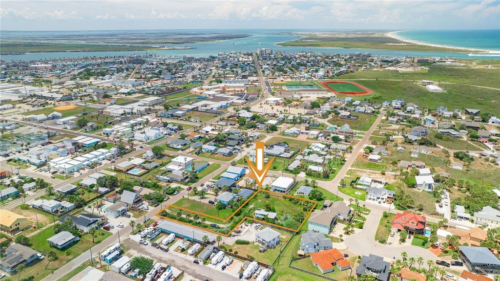 333 Trojan St, Port Aransas, TX 78373 — photo 2