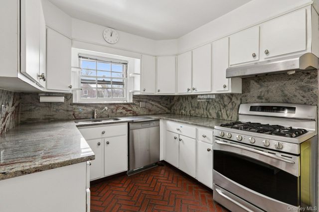 34 Berrian Road, New Rochelle, NY 10804