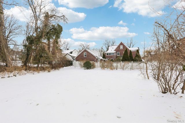 34 Berrian Road, New Rochelle, NY 10804