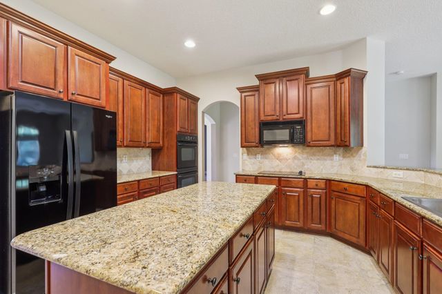 5862 Cypress Estates Dr, Elkton, FL 32033