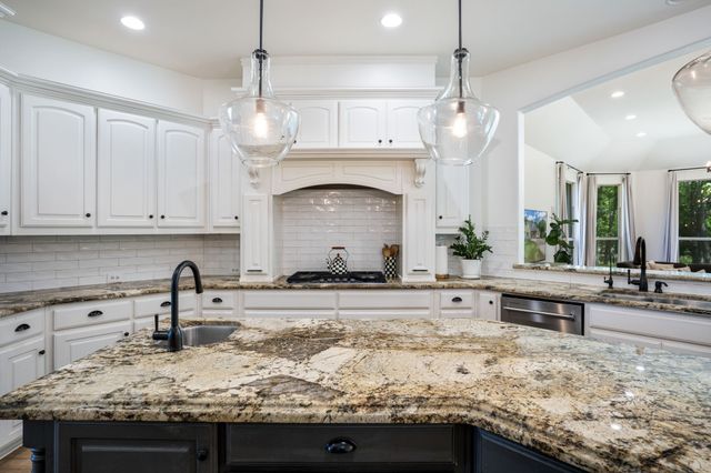 1045 Amber Way, Rockwall, TX 75032