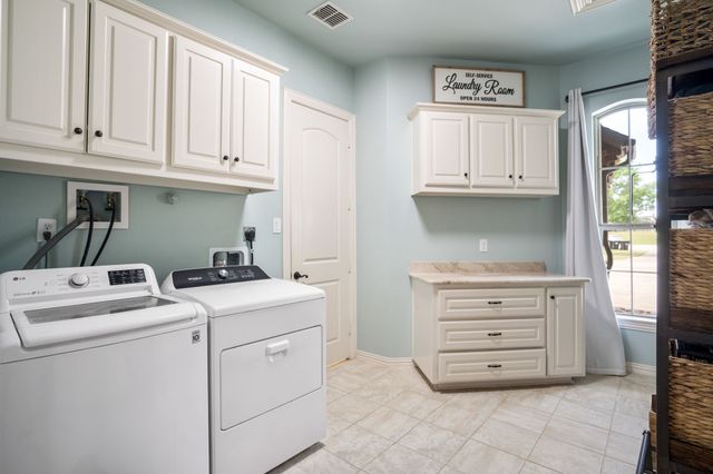 1045 Amber Way, Rockwall, TX 75032