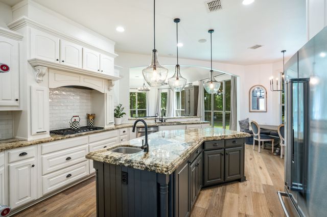 1045 Amber Way, Rockwall, TX 75032
