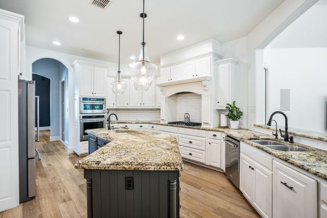 1045 Amber Way, Rockwall, TX 75032