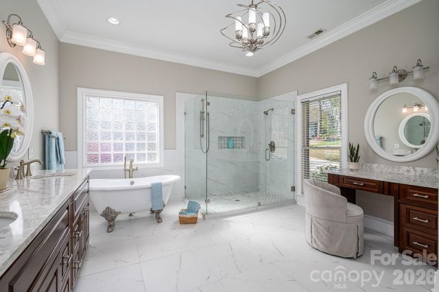 103 Shelter Cove Lane, Mooresville, NC 28117