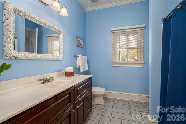 103 Shelter Cove Lane, Mooresville, NC 28117