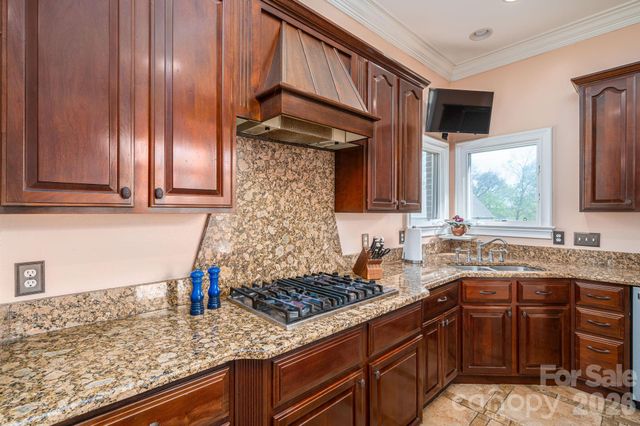 103 Shelter Cove Lane, Mooresville, NC 28117