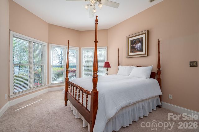 103 Shelter Cove Lane, Mooresville, NC 28117